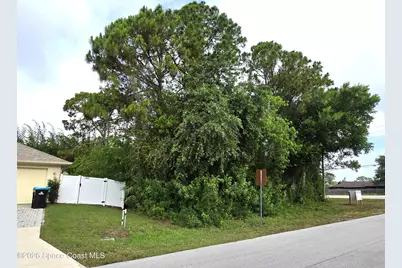 110 White Road SW, Palm Bay, FL 32908 - Photo 7