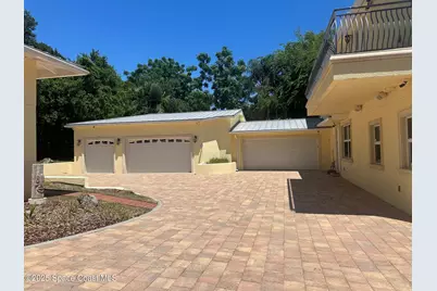 1613 N Indian River Drive, Cocoa, FL 32922 - Photo 11