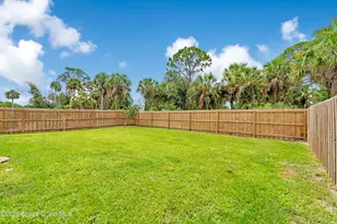 857 Dunbar Street N, Cocoa, FL 32927 - Photo 17