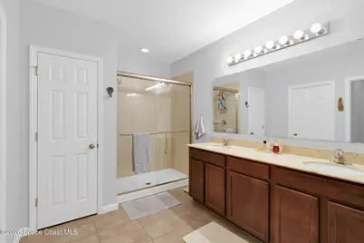 250 Briarcliff Circle, Sebastian, FL 32958 - Photo 17