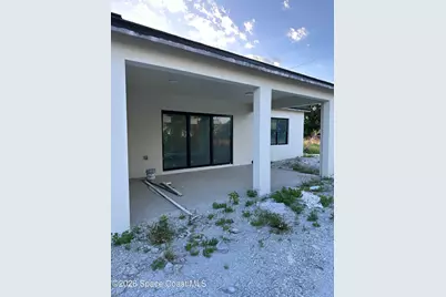 390 Tamarind Circle NW, Palm Bay, FL 32907 - Photo 13