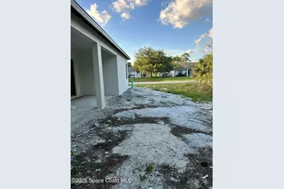 364 Tamarind Circle NW, Palm Bay, FL 32907 - Photo 13