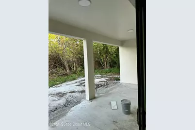 364 Tamarind Circle NW, Palm Bay, FL 32907 - Photo 11