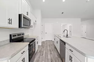 2727 Wright Ave SE, Palm Bay, FL 32909 - Photo 7
