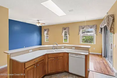 292 Nesbitt Street NE, Palm Bay, FL 32907 - Photo 15