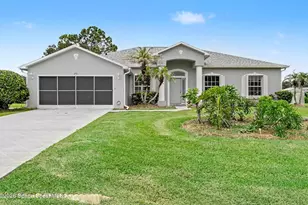 292 Nesbitt Street NE, Palm Bay, FL 32907 - Photo 1