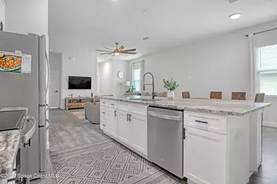910 Windmill Street SE, Palm Bay, FL 32909 - Photo 3