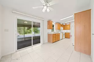 322 Scenic Dr, Cocoa, FL 32926 - Photo 11