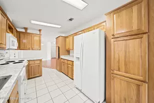 322 Scenic Dr, Cocoa, FL 32926 - Photo 9