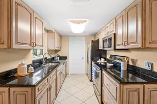 2405 Lisa Ln, Melbourne, FL 32935 - Photo 15