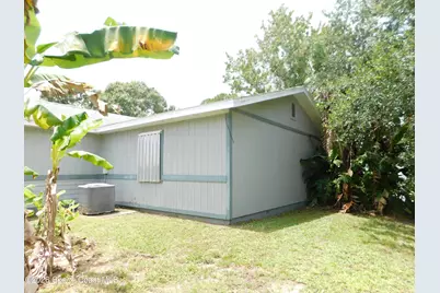 451 Higgs Avenue NW, Palm Bay, FL 32907 - Photo 9