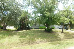 451 Higgs Ave NW, Palm Bay, FL 32907 - Photo 3