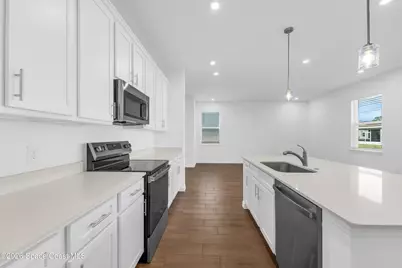 757 Castleford Avenue NE, Palm Bay, FL 32905 - Photo 13