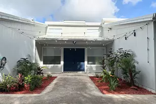 2550 Corey Ave, Melbourne, FL 32904 - Photo 3