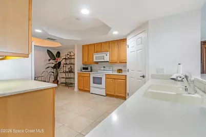 7 Indian River Avenue #406, Titusville, FL 32796 - Photo 5