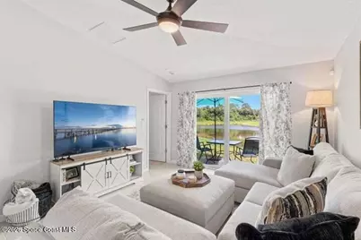 661 Papillon Street SW, Palm Bay, FL 32908 - Photo 7