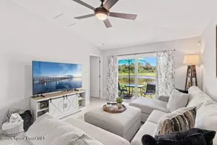 661 Papillon St SW, Palm Bay, FL 32908 - Photo 7
