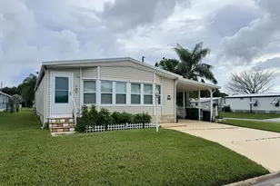 600 N Dolphin Cir, Barefoot Bay, FL 32976 - Photo 5