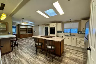 600 N Dolphin Cir, Barefoot Bay, FL 32976 - Photo 21
