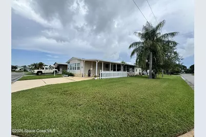 600 N Dolphin Circle, Barefoot Bay, FL 32976 - Photo 3