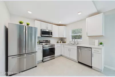 574 Lagrange Street SW, Palm Bay, FL 32908 - Photo 3