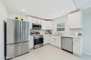 574 Lagrange Street SW, Palm Bay, FL 32908 - Photo 3