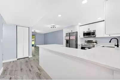 2345 Golf Lake Circle #911, Melbourne, FL 32935 - Photo 11