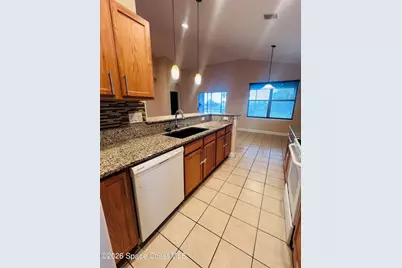 4865 Revenna Court W #204, Melbourne, FL 32904 - Photo 7