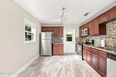 2267 Robinhood Drive, Melbourne, FL 32935 - Photo 9