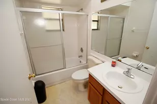 934 Colonial Ave SE, Palm Bay, FL 32909 - Photo 9