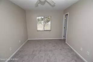 907 Commerce Rd SE, Palm Bay, FL 32909 - Photo 9