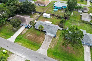 271 Mardi Gras Ave NW, Palm Bay, FL 32907 - Photo 27