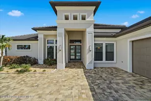 8719 Serrano Cir, Melbourne, FL 32940 - Photo 3