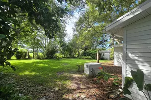 782 Dixie Terrace NW, Sebastian, FL 32958 - Photo 13