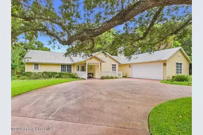 2065 Cortez Avenue, Vero Beach, FL 32960 - Photo 1
