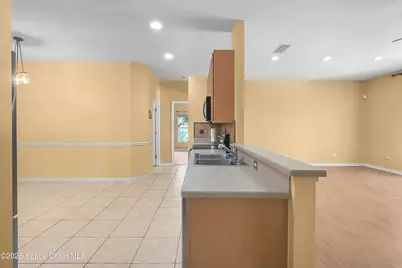 8085 100th Court, Vero Beach, FL 32967 - Photo 17