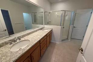 1040 Venetian Dr, Melbourne, FL 32904 - Photo 9