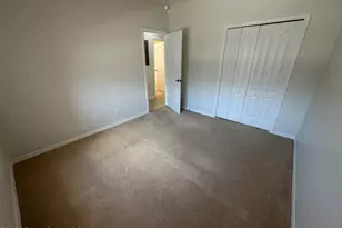 1040 Venetian Dr, Melbourne, FL 32904 - Photo 15