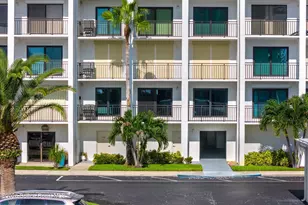 2090 N Atlantic Ave, Cocoa Beach, FL 32931 - Photo 29