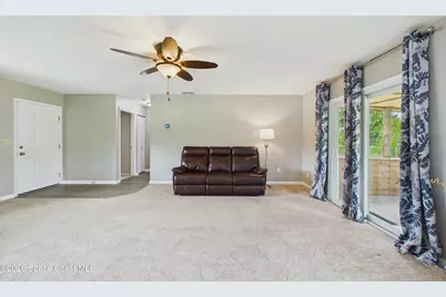 467 Grenadier Avenue NW, Palm Bay, FL 32907 - Photo 9