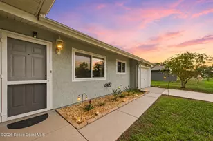 467 Grenadier Ave NW, Palm Bay, FL 32907 - Photo 1