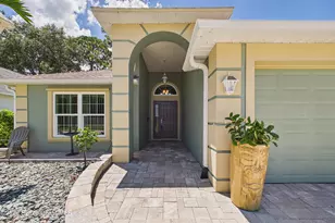 4991 Erin Ln, Melbourne, FL 32940 - Photo 3
