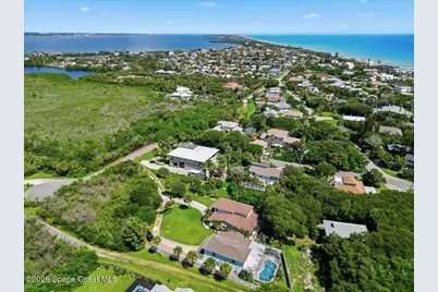 195 River Drive, Melbourne Beach, FL 32951 - Photo 45