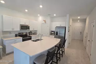 136 Riverfront Wy, Edgewater, FL 32141 - Photo 3