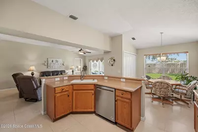 8514 Ivanhoe Drive, Melbourne, FL 32940 - Photo 11