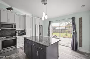 1012 Thompson Rd SW, Palm Bay, FL 32908 - Photo 9
