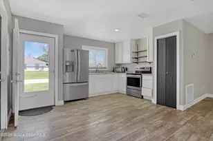 1012 Quail St SE, Palm Bay, FL 32909 - Photo 9