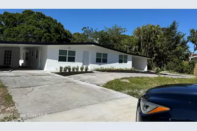 508 Palm Avenue, Fort Pierce, FL 34982 - Photo 1