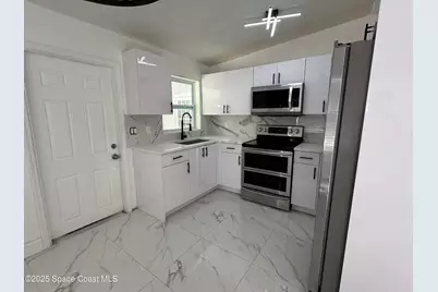 508 Palm Avenue, Fort Pierce, FL 34982 - Photo 3