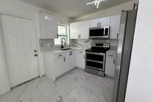 508 Palm Ave, Fort Pierce, FL 34982 - Photo 3